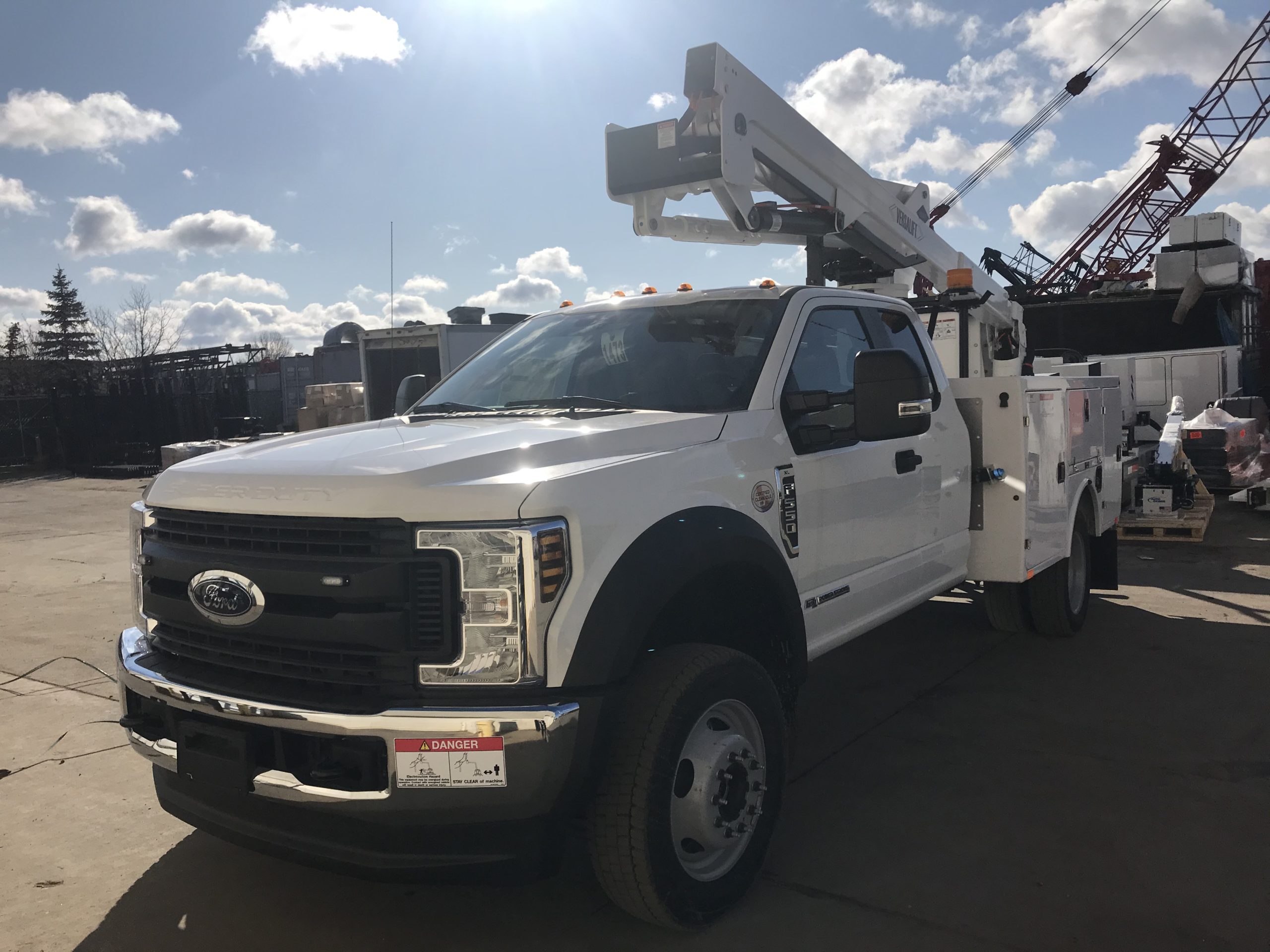 2019 Ford F550 4x4 SST40 Aerial Bucket Truck - Bucket Trucks & Aerial